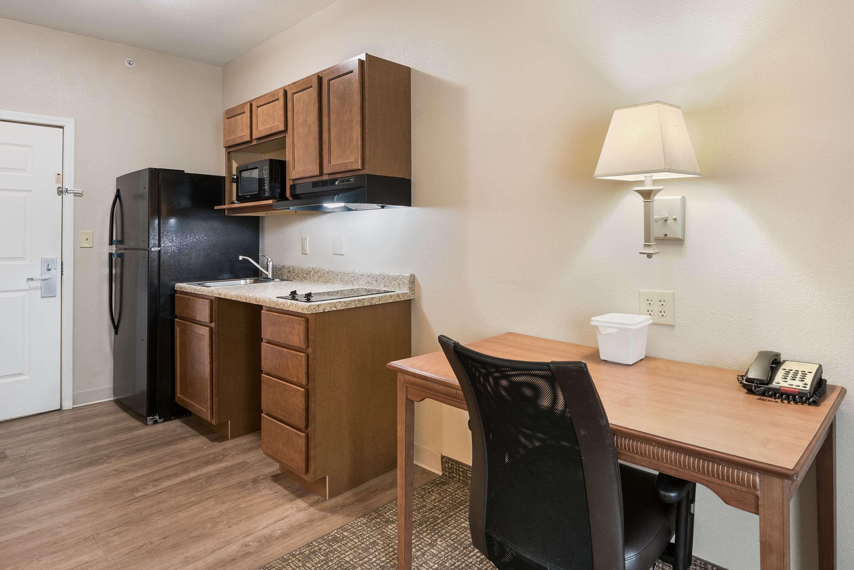 Suburban Extended Stay Hotel Waterloo - Cedar Falls - Cedar Valley Екстериор снимка
