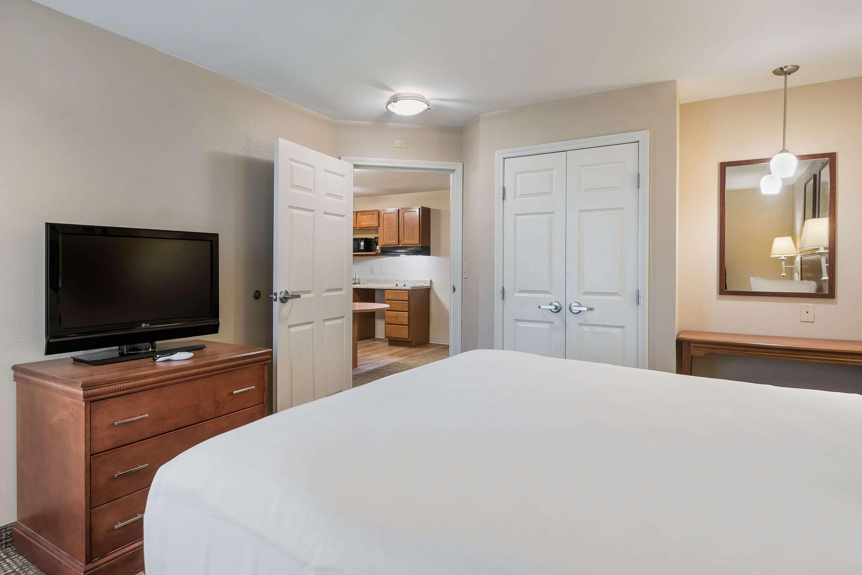 Suburban Extended Stay Hotel Waterloo - Cedar Falls - Cedar Valley Екстериор снимка